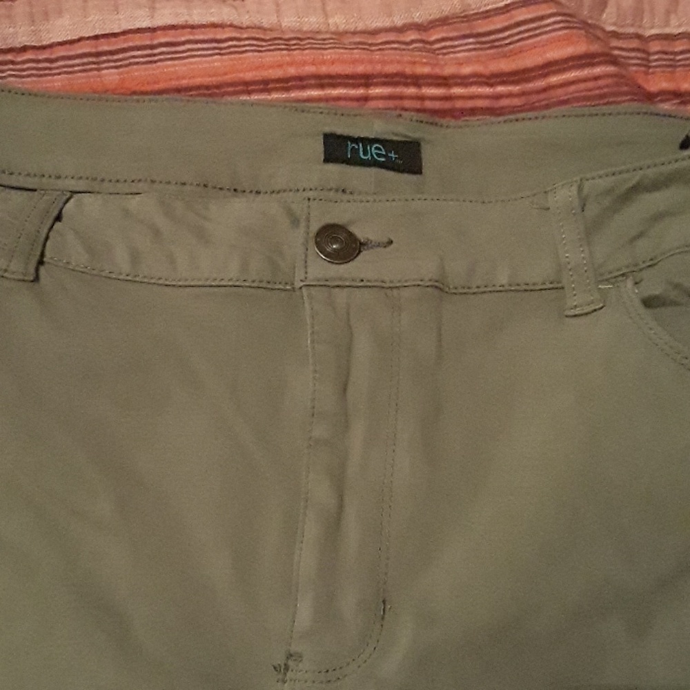 Rue21 olive stretch jegging 18s **FINAL PRICE**